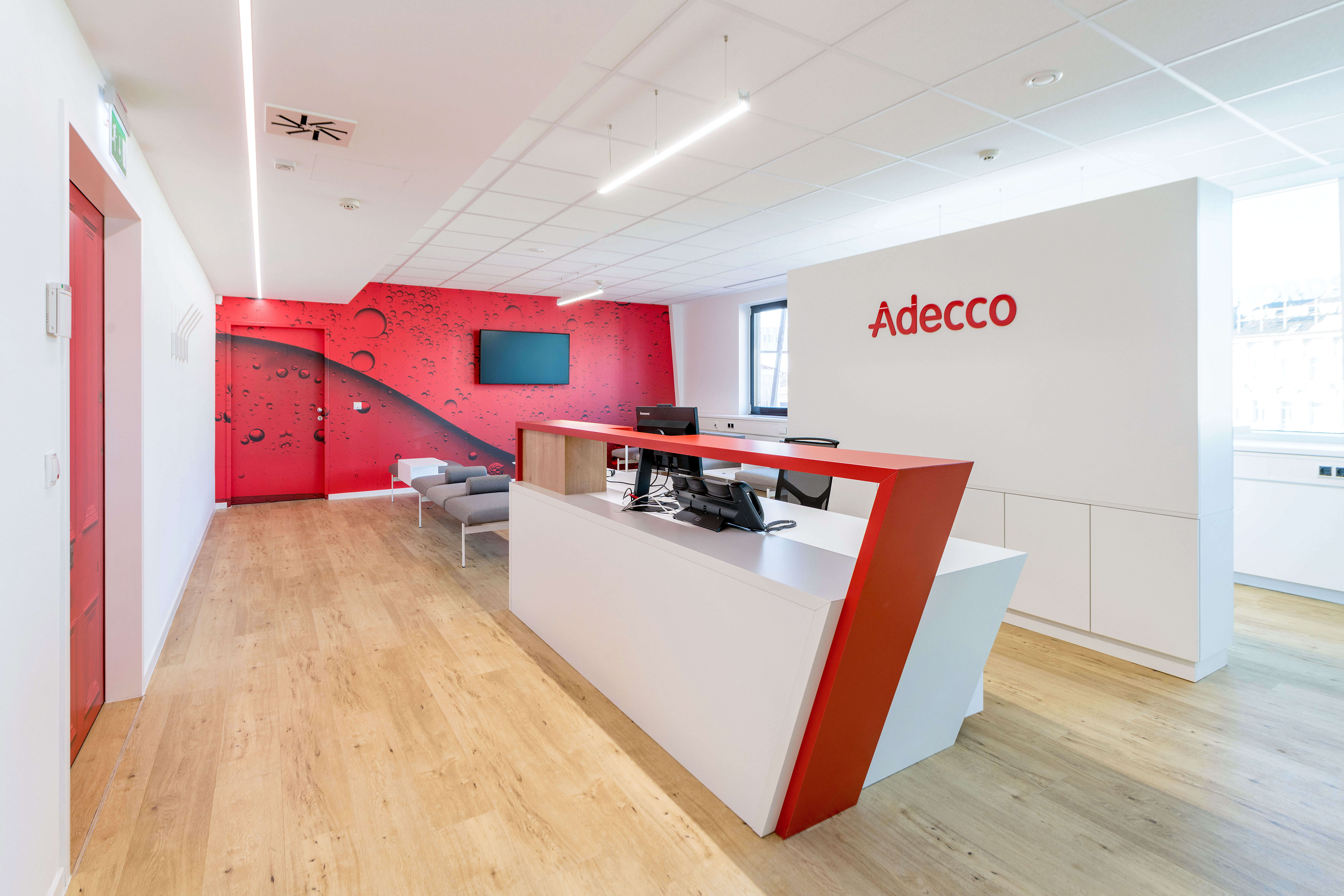 Adecco_AT_office